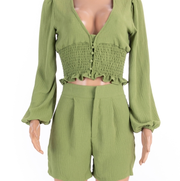 Set - Picture 2 of 2